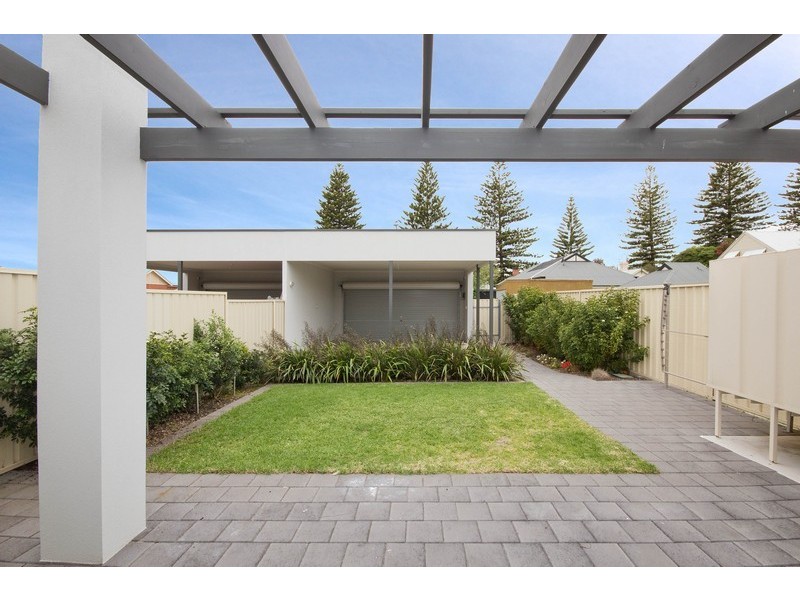 284 Military Road, Grange SA 5022