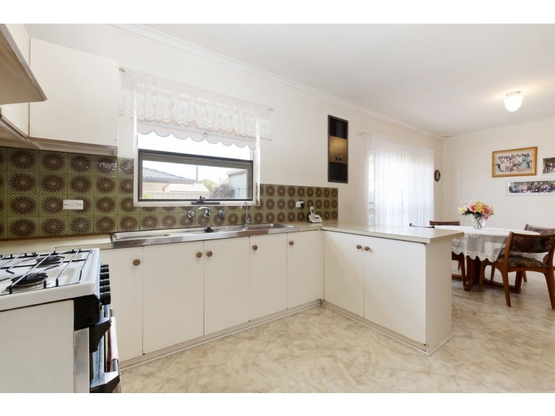 7 Bentley Avenue, Fulham Gardens SA 5024