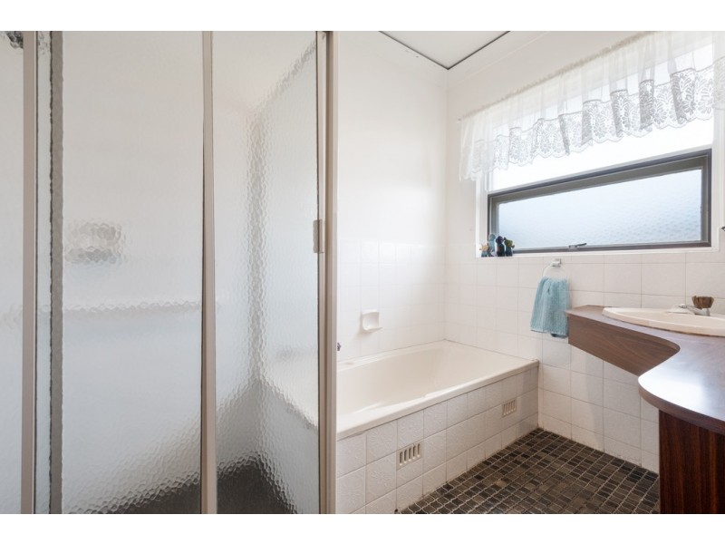 7 Bentley Avenue, Fulham Gardens SA 5024