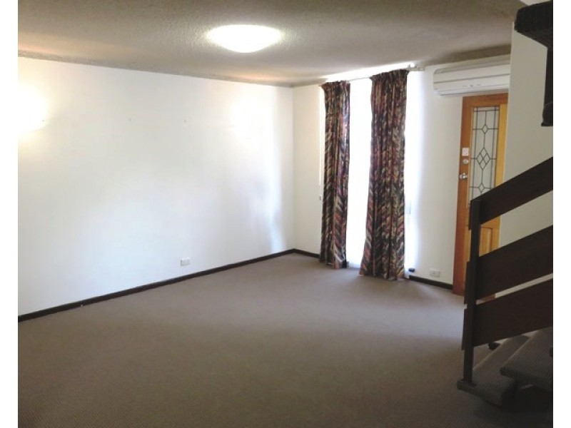 3/27 Wright Street, Henley Beach SA 5022