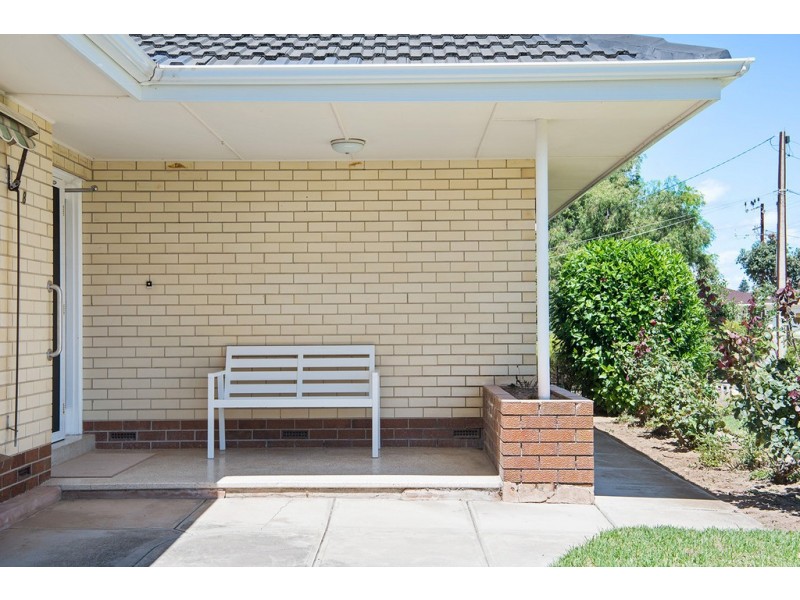 8 Roban Street, West Beach SA 5024