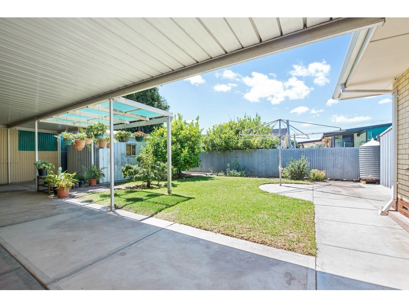 8 Roban Street, West Beach SA 5024