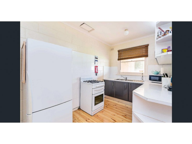 7 Yongala Street, Taperoo SA 5017