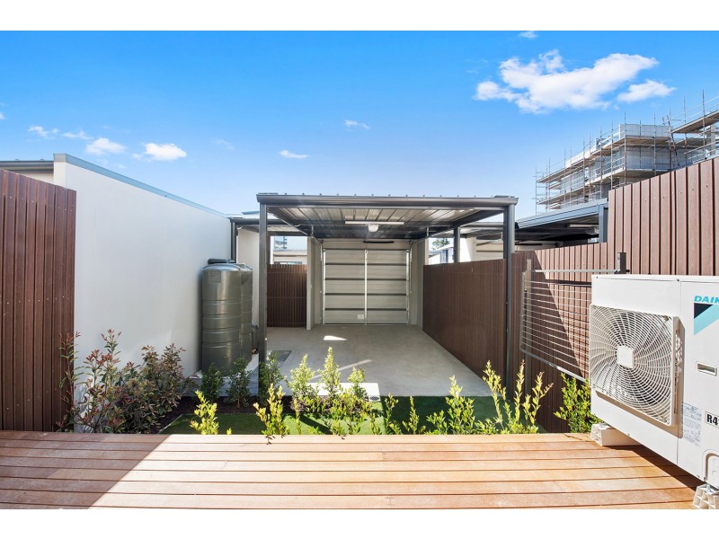 22 Troubridge Drive, West Lakes SA 5021