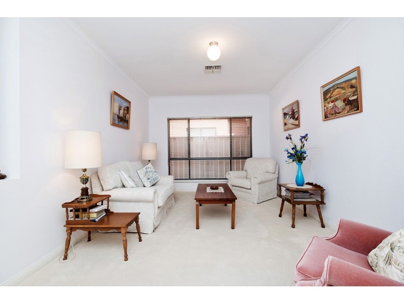 3 Lorraine Lee Court, Grange SA 5022