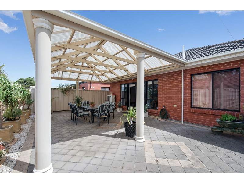 3 Lorraine Lee Court, Grange SA 5022