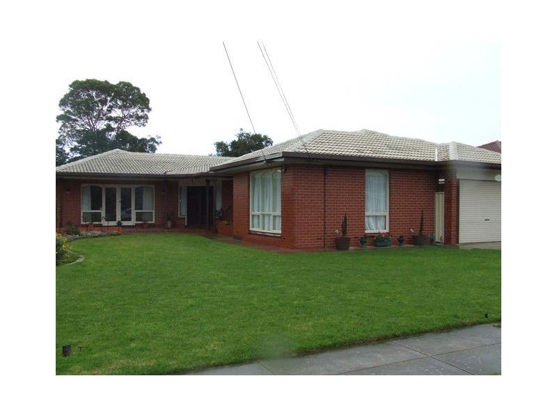18 Northern Avenue, West Beach SA 5024