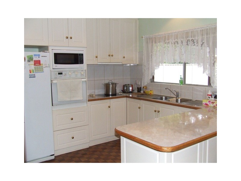 18 Northern Avenue, West Beach SA 5024