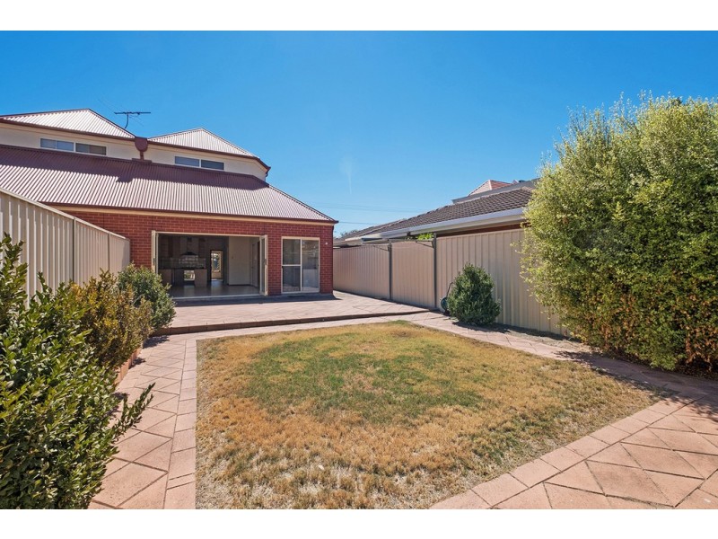 17A Beach Street, Grange SA 5022