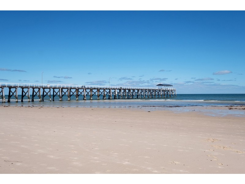 17A Beach Street, Grange SA 5022