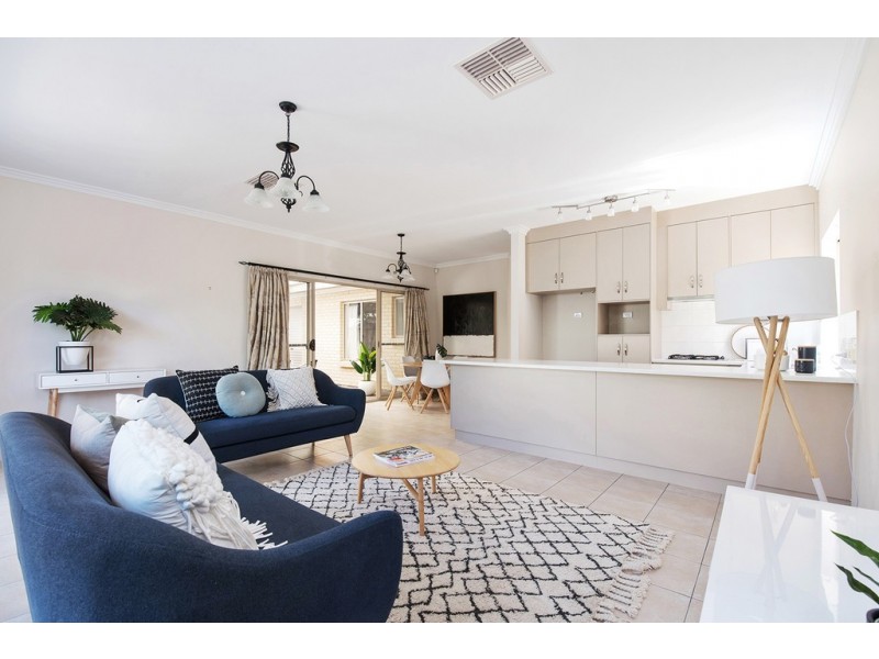 16 Richard Street, Findon SA 5023