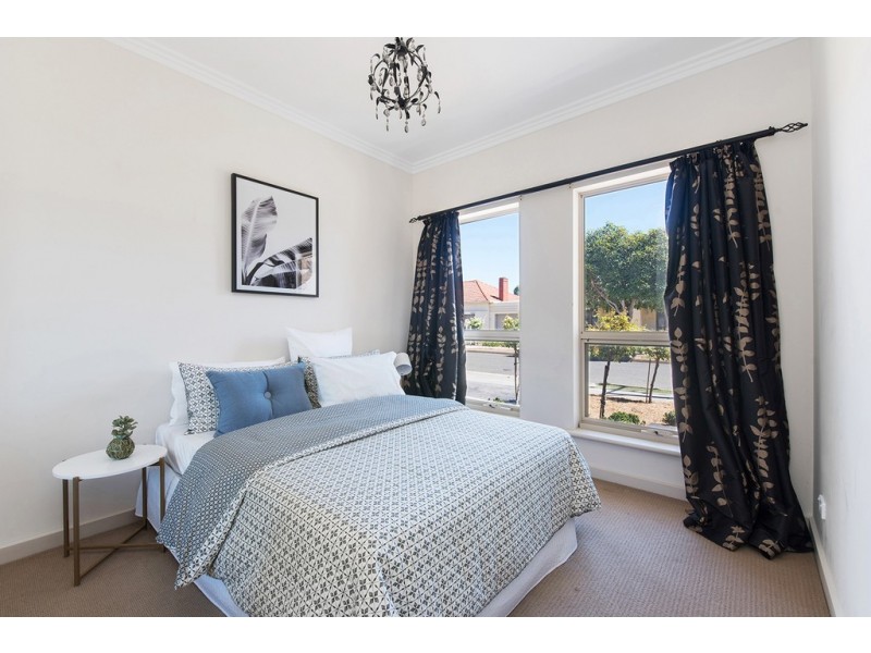 16 Richard Street, Findon SA 5023