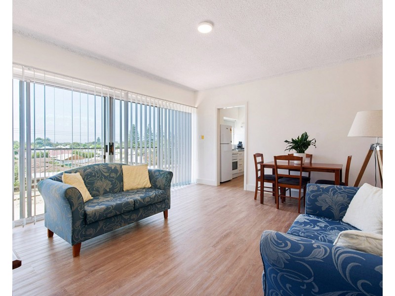1/576 Seaview Road, Grange SA 5022