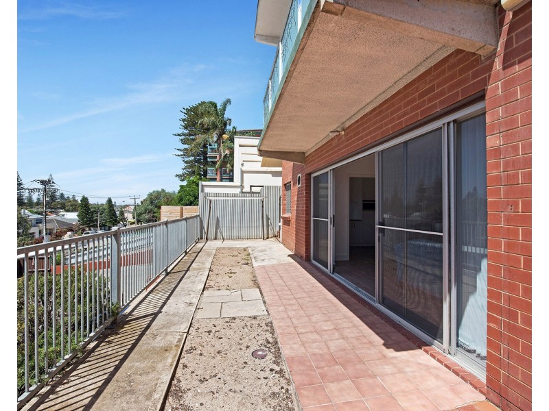 1/576 Seaview Road, Grange SA 5022