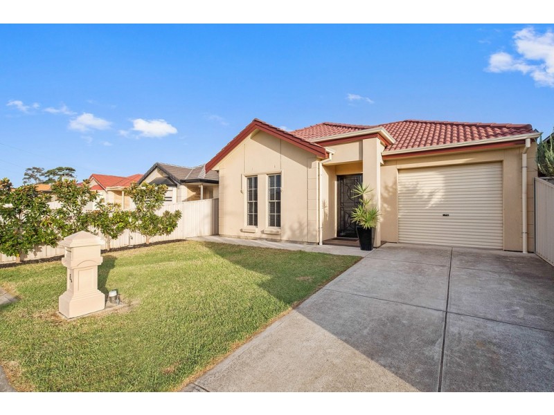 8A Winser Avenue, Seaton SA 5023