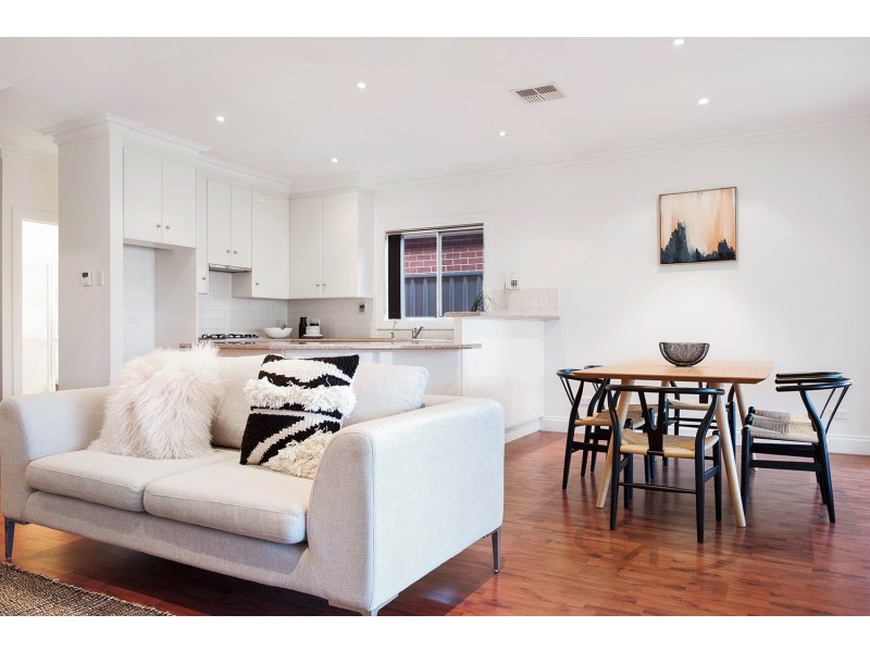 8A Winser Avenue, Seaton SA 5023