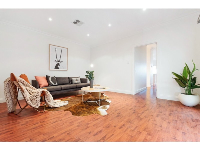 8A Winser Avenue, Seaton SA 5023