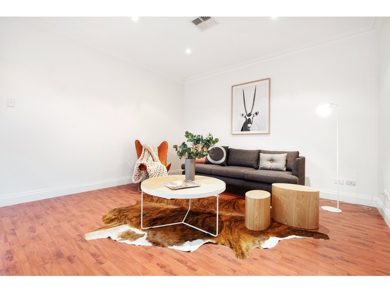 8A Winser Avenue, Seaton SA 5023