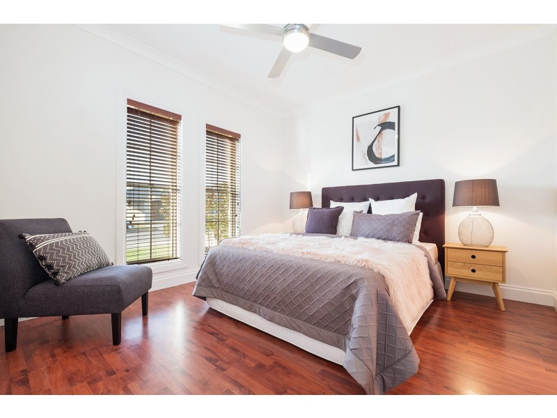 8A Winser Avenue, Seaton SA 5023