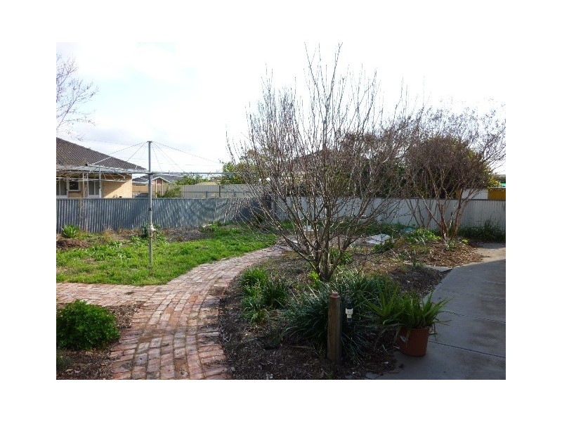 1 Norfolk Avenue, Fulham Gardens SA 5024