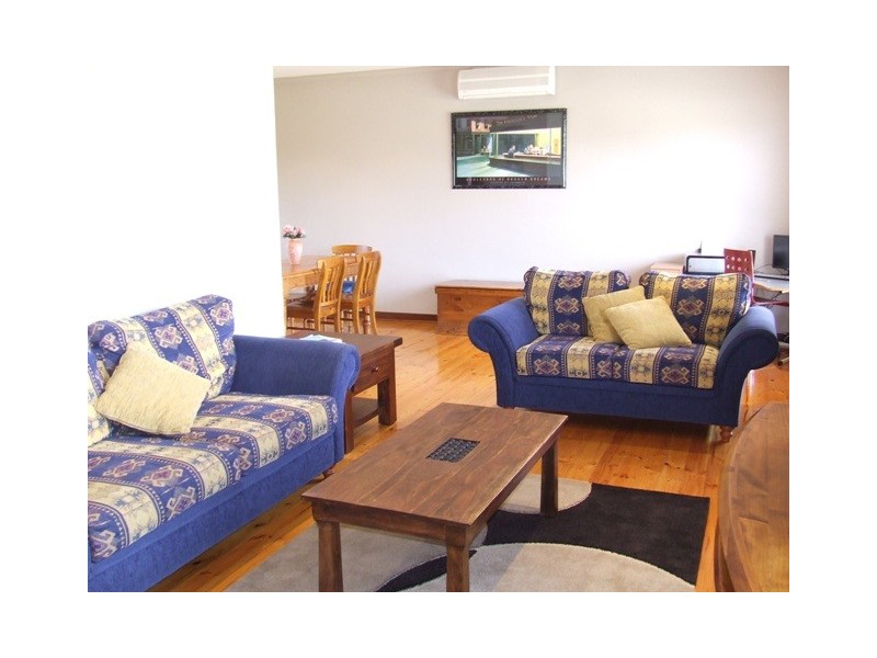 8 Angley Avenue, Findon SA 5023