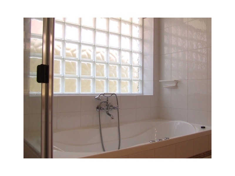 8 Angley Avenue, Findon SA 5023