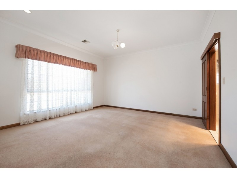 1 Roder Avenue, Kidman Park SA 5025