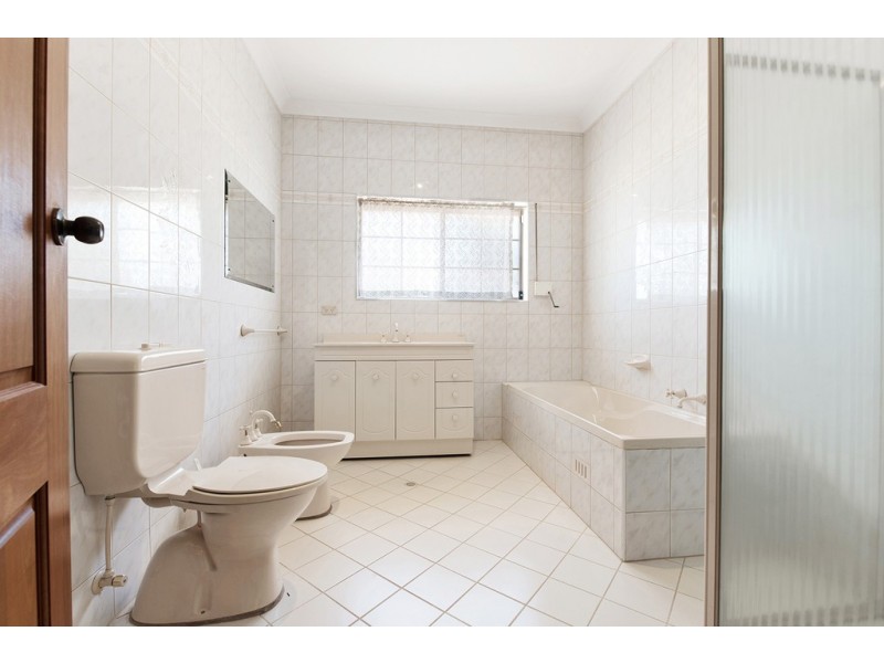 1 Roder Avenue, Kidman Park SA 5025