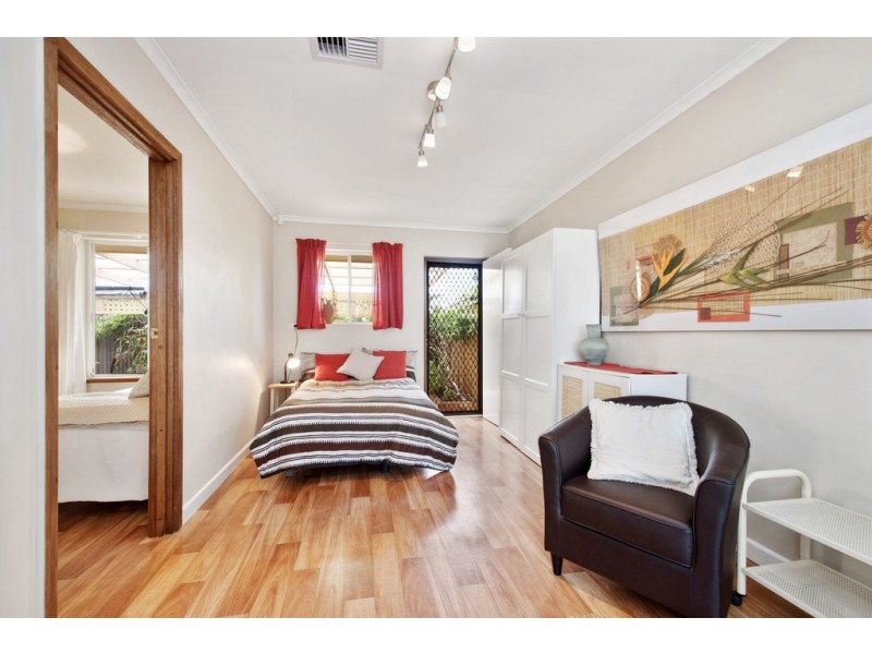 2/10A Oval Avenue, Woodville South SA 5011