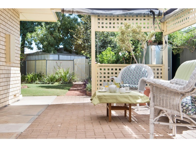 2/10A Oval Avenue, Woodville South SA 5011