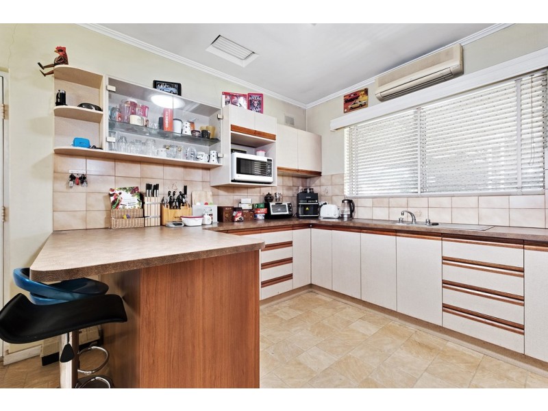 7 McMahon place, Seaton SA 5023