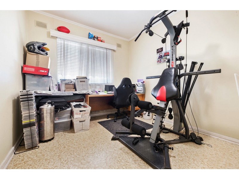 7 McMahon place, Seaton SA 5023