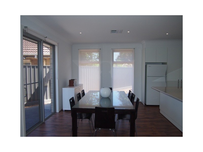 2 Layton Street, Fulham SA 5024