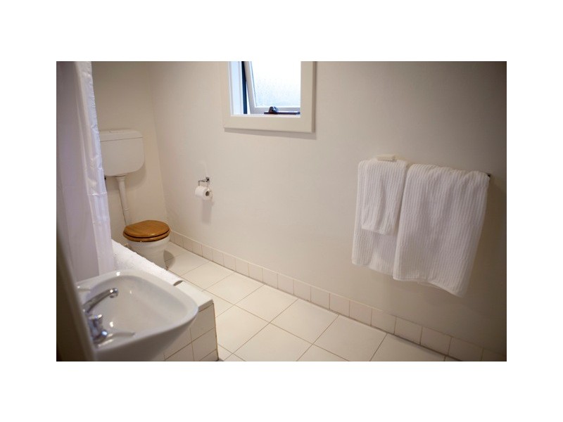 9 Spring Street, Beverley SA 5009