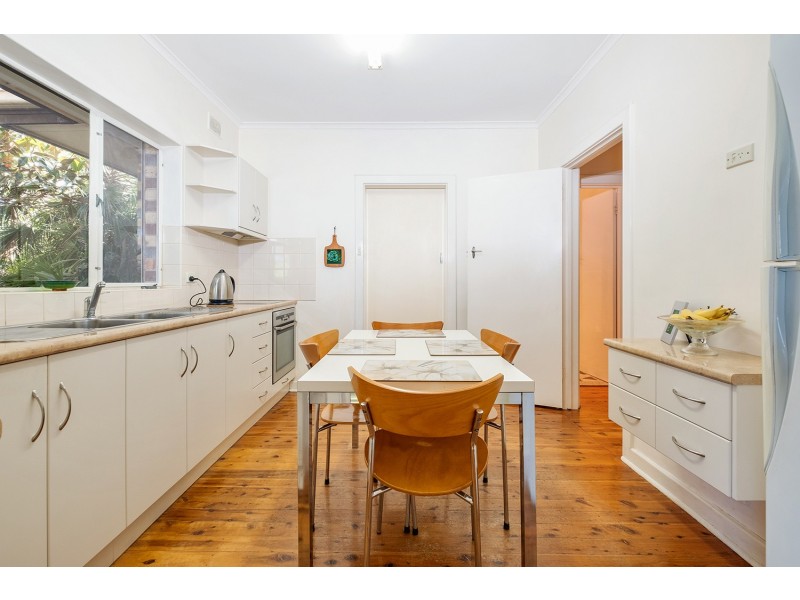 14 Wisdom Street, Seaton SA 5023