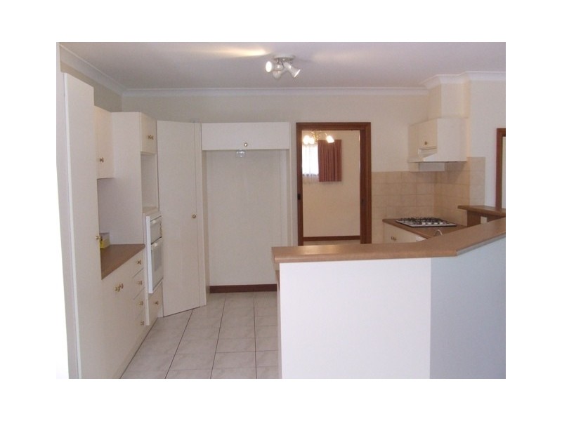 8 Corfu Court, West Lakes SA 5021