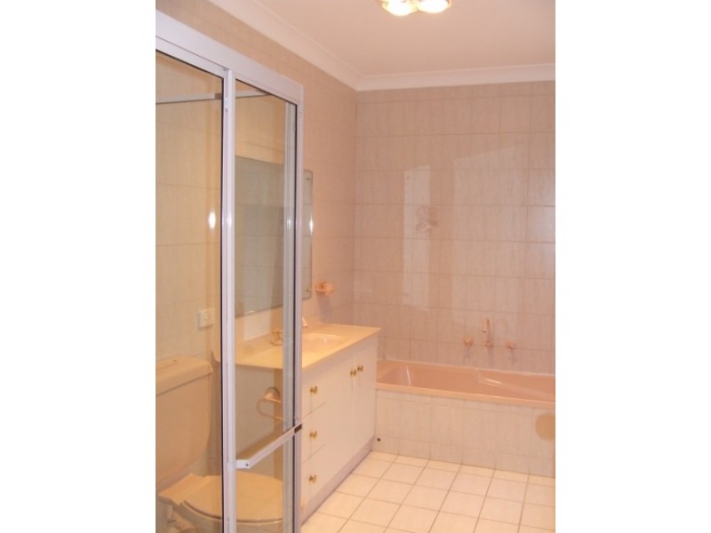 8 Corfu Court, West Lakes SA 5021