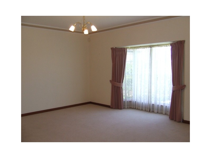 8 Corfu Court, West Lakes SA 5021