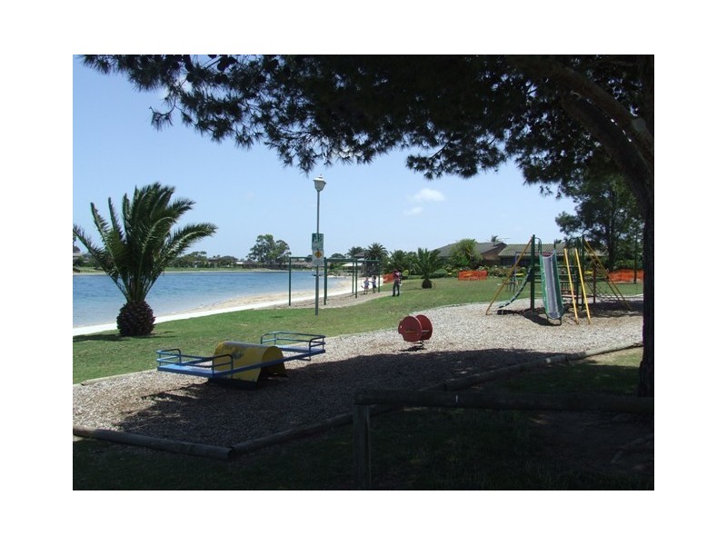 8 Corfu Court, West Lakes SA 5021