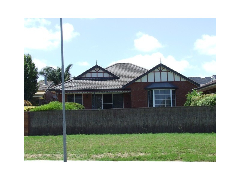 8 Corfu Court, West Lakes SA 5021