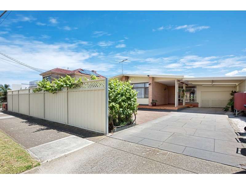 24 Shandon Avenue, Seaton SA 5023