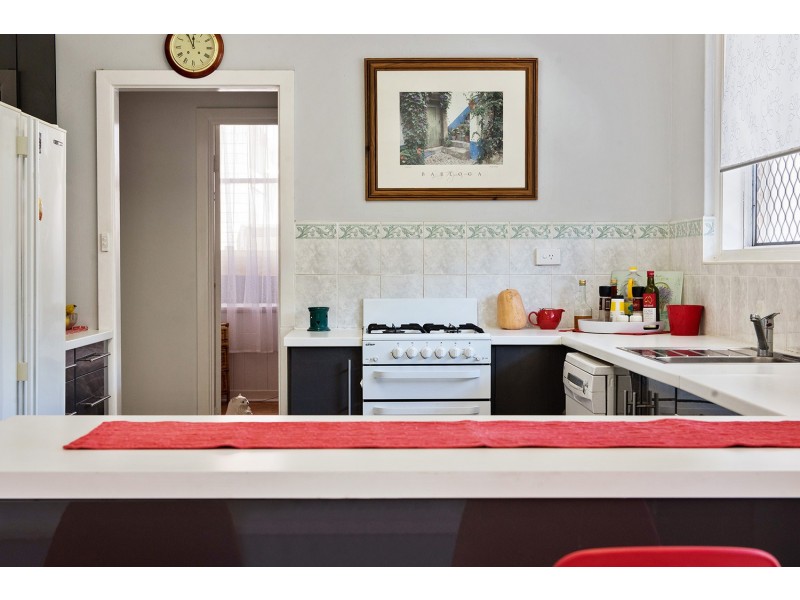 24 Shandon Avenue, Seaton SA 5023