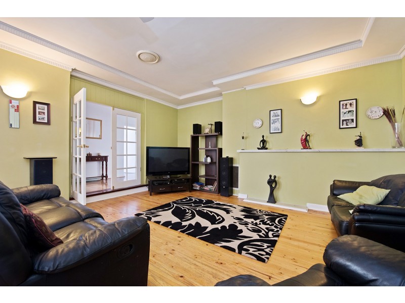 24 Shandon Avenue, Seaton SA 5023