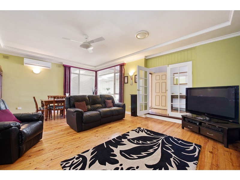 24 Shandon Avenue, Seaton SA 5023