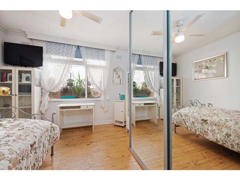 24 Shandon Avenue, Seaton SA 5023