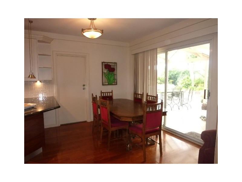 8 Beeston Way, West Lakes SA 5021