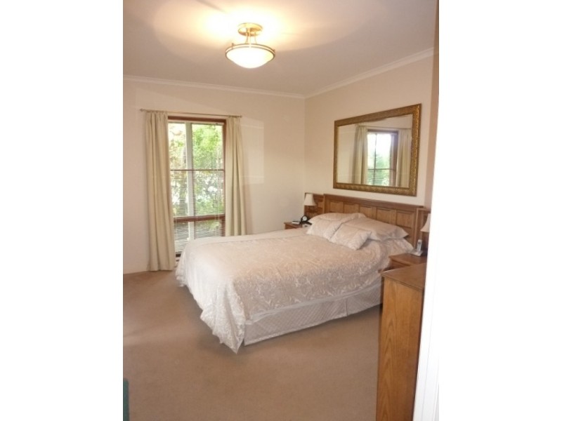 8 Beeston Way, West Lakes SA 5021