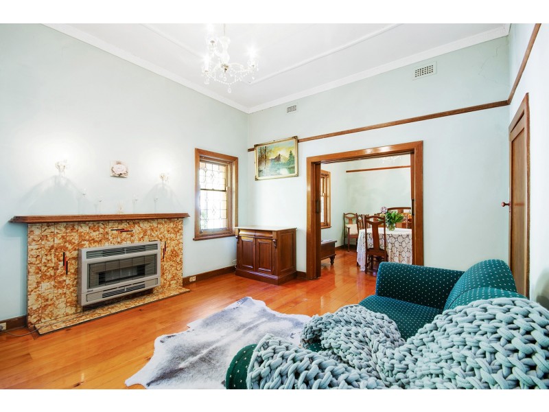 8 Cedar Avenue, Woodville South SA 5011