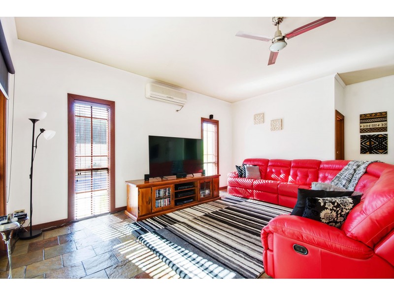 8 Cedar Avenue, Woodville South SA 5011