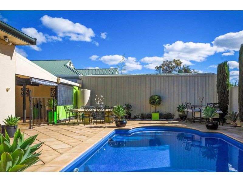 8 Cedar Avenue, Woodville South SA 5011